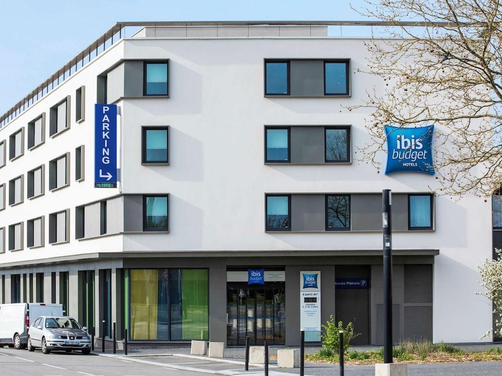 Ibis Saint Quentin En Yvelines - Velodrome Hotell Montigny-le-Bretonneux Exteriör bild