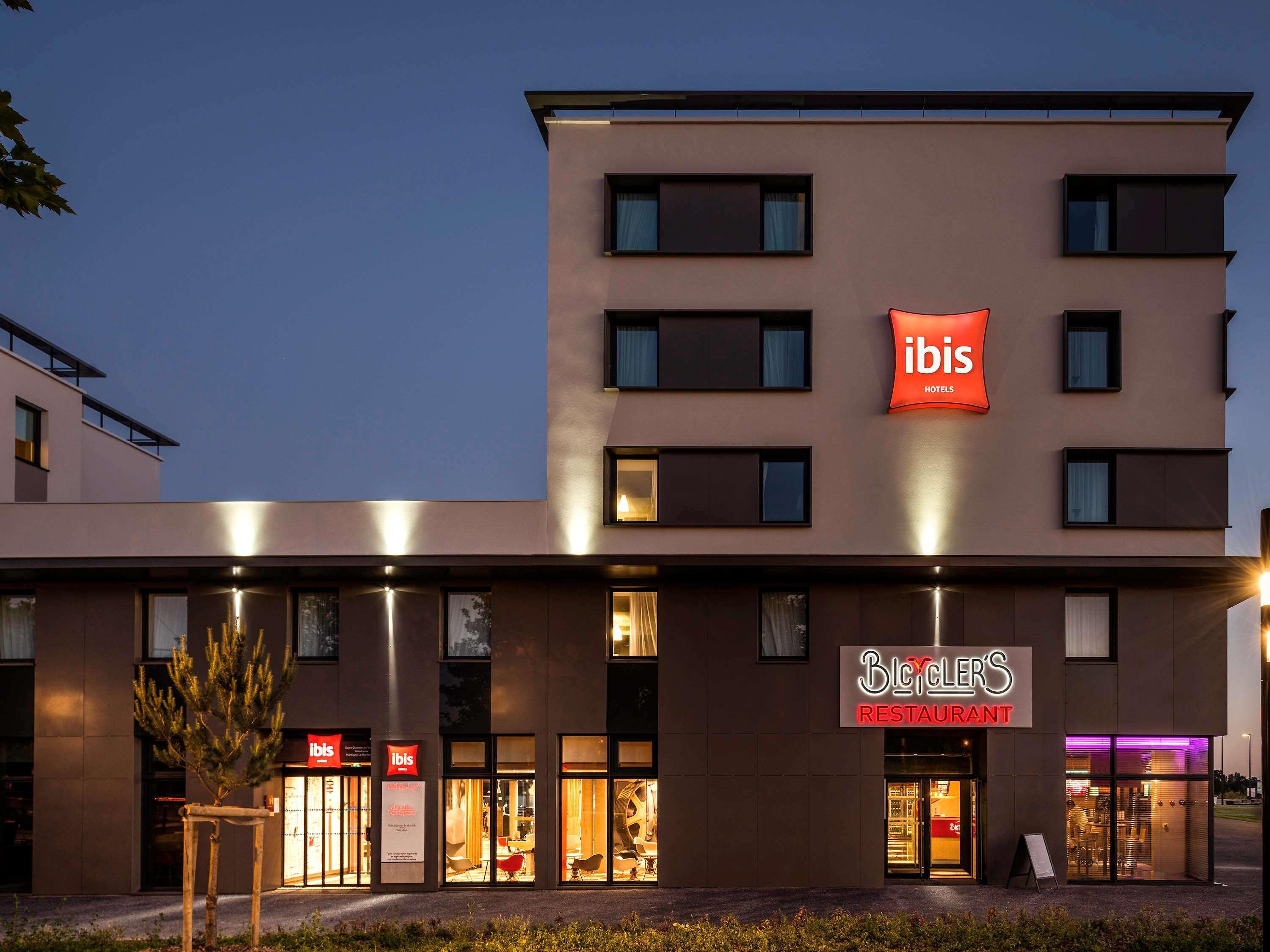 Ibis Saint Quentin En Yvelines - Velodrome Hotell Montigny-le-Bretonneux Exteriör bild