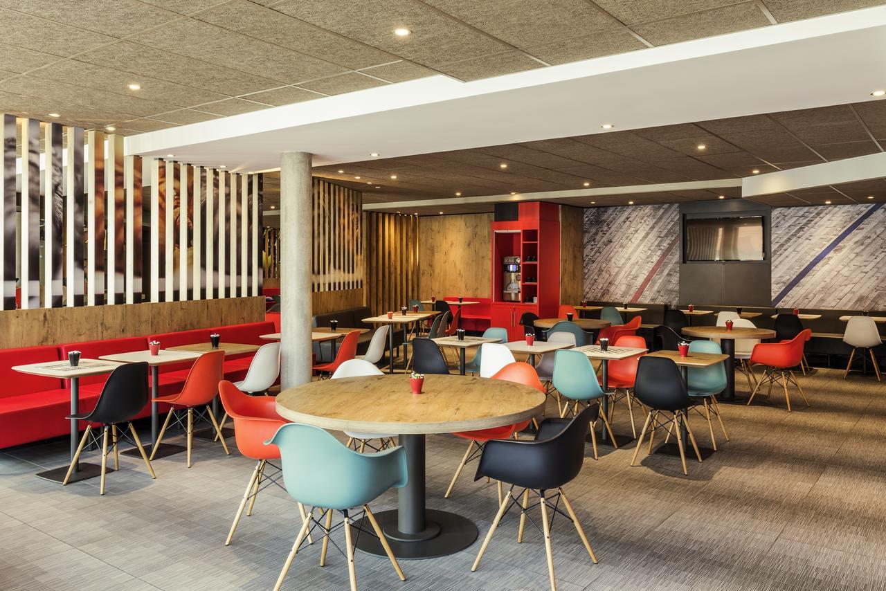 Ibis Saint Quentin En Yvelines - Velodrome Hotell Montigny-le-Bretonneux Exteriör bild