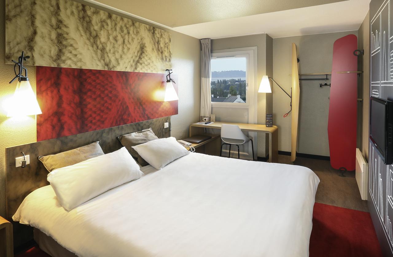 Ibis Saint Quentin En Yvelines - Velodrome Hotell Montigny-le-Bretonneux Exteriör bild
