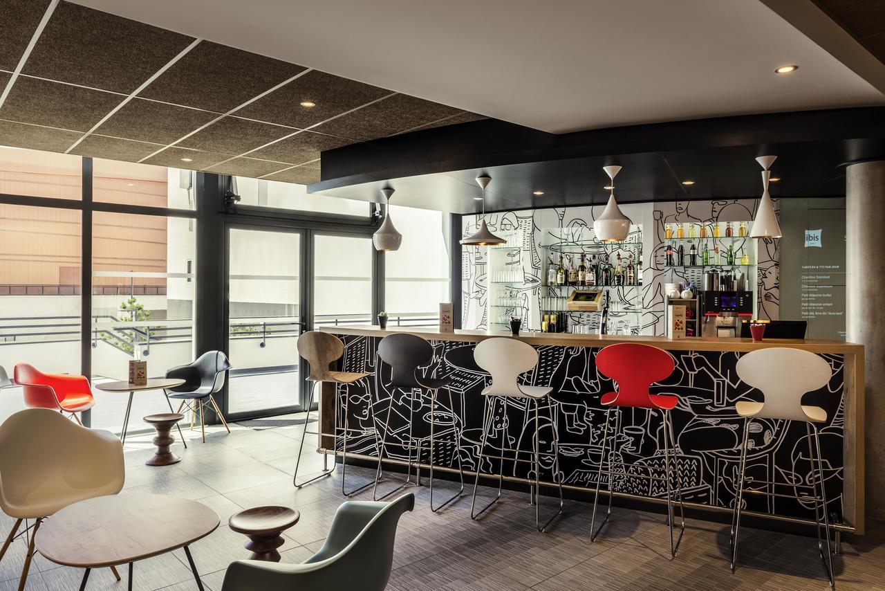 Ibis Saint Quentin En Yvelines - Velodrome Hotell Montigny-le-Bretonneux Exteriör bild